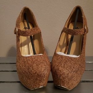 Madison by Shie Dazzle Pumps